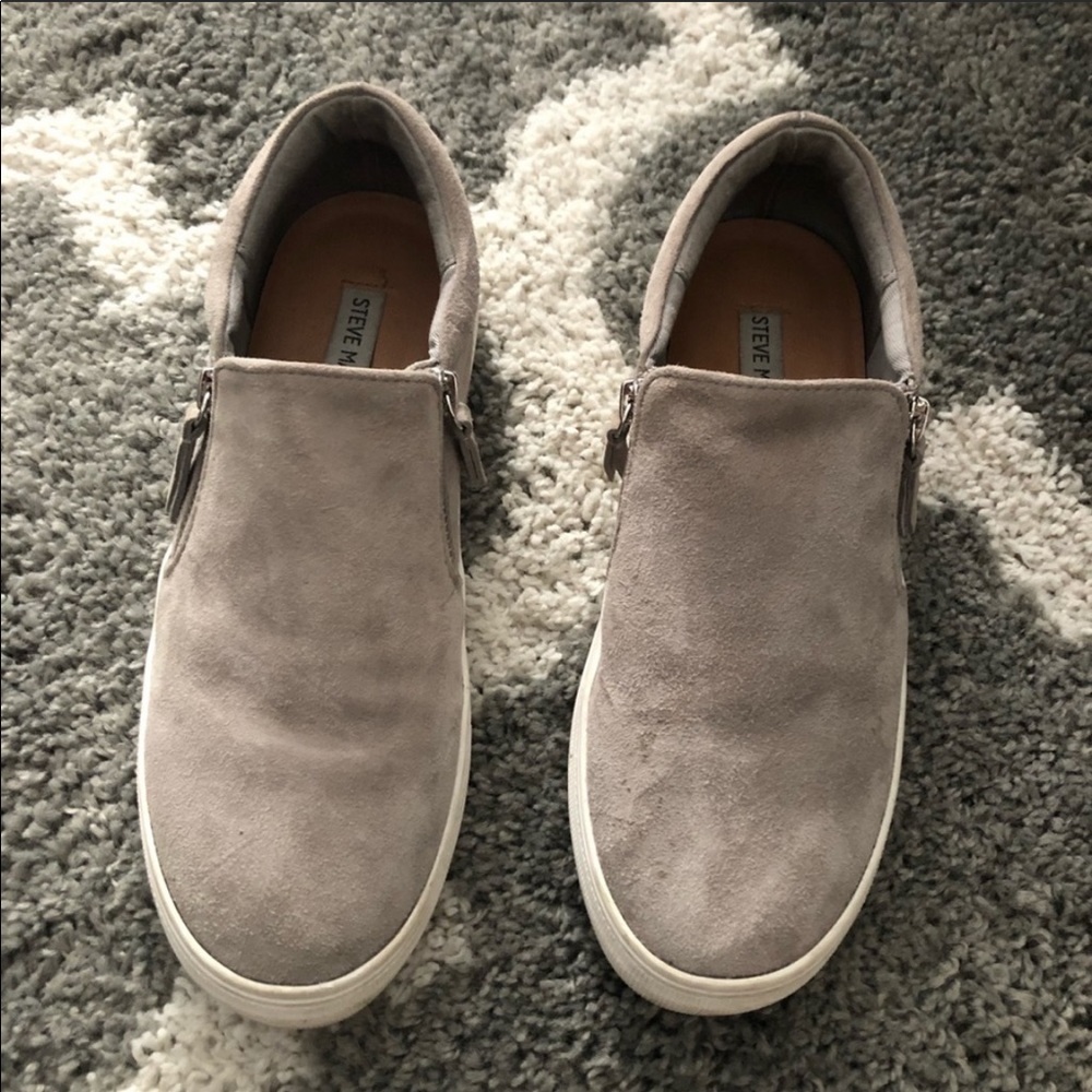 Steve Madden zip on sneakers